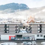 Aparthotel Kitzski Living *