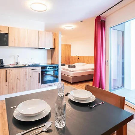 Kitzski Living 3*